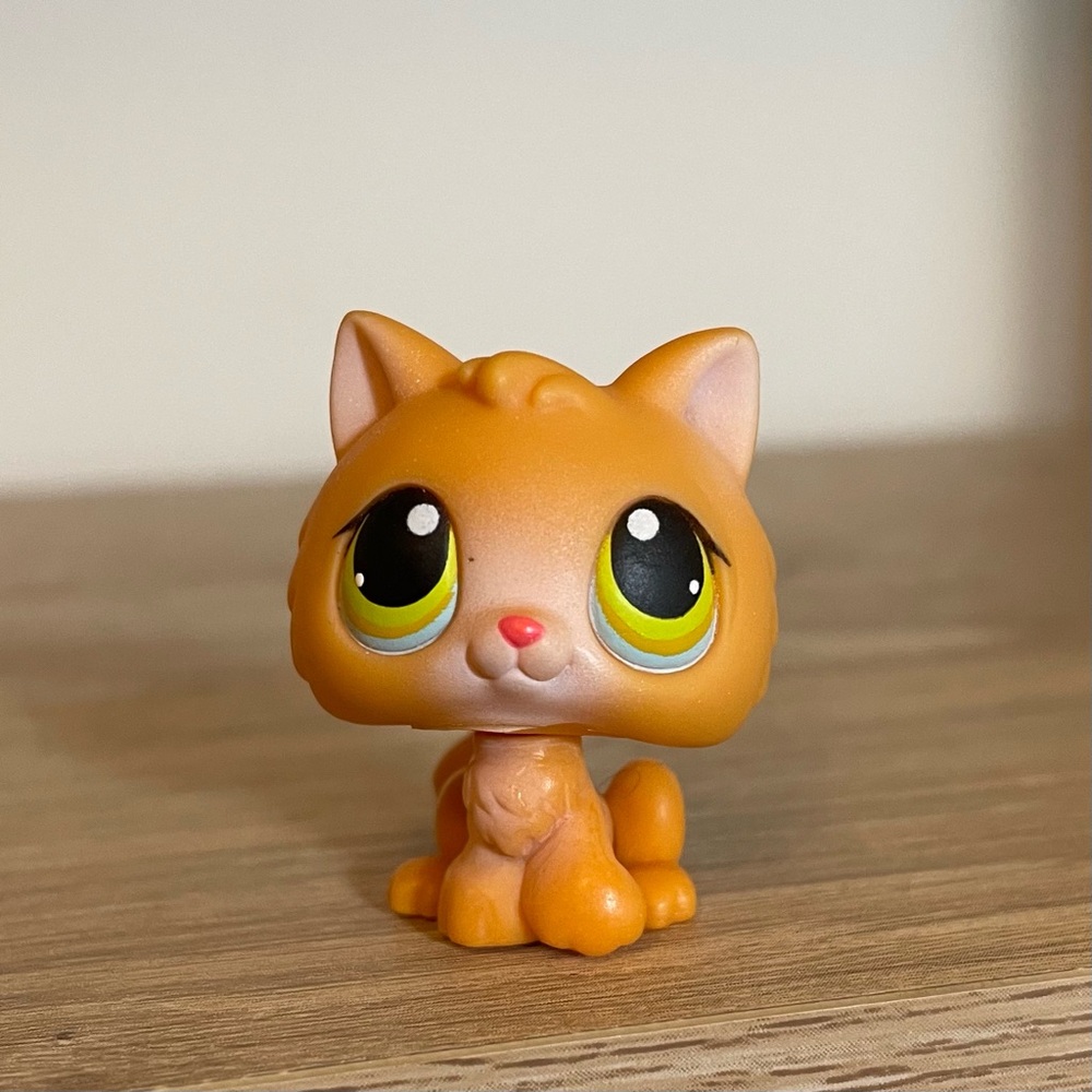 2004 Littlest Pet Shop Orange Kitten